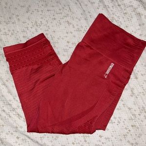 Light red/orange Gymshark capris leggings. Worn a few times. Perfect conditions!